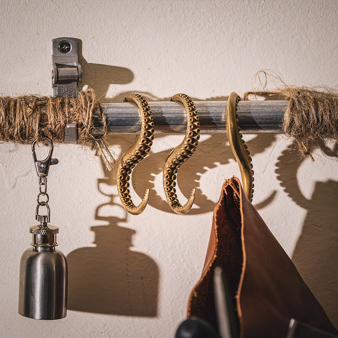 Octopus Tentacle Hook - Image 3