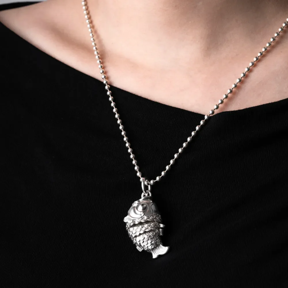 Koi Fidget Pendant - Image 3