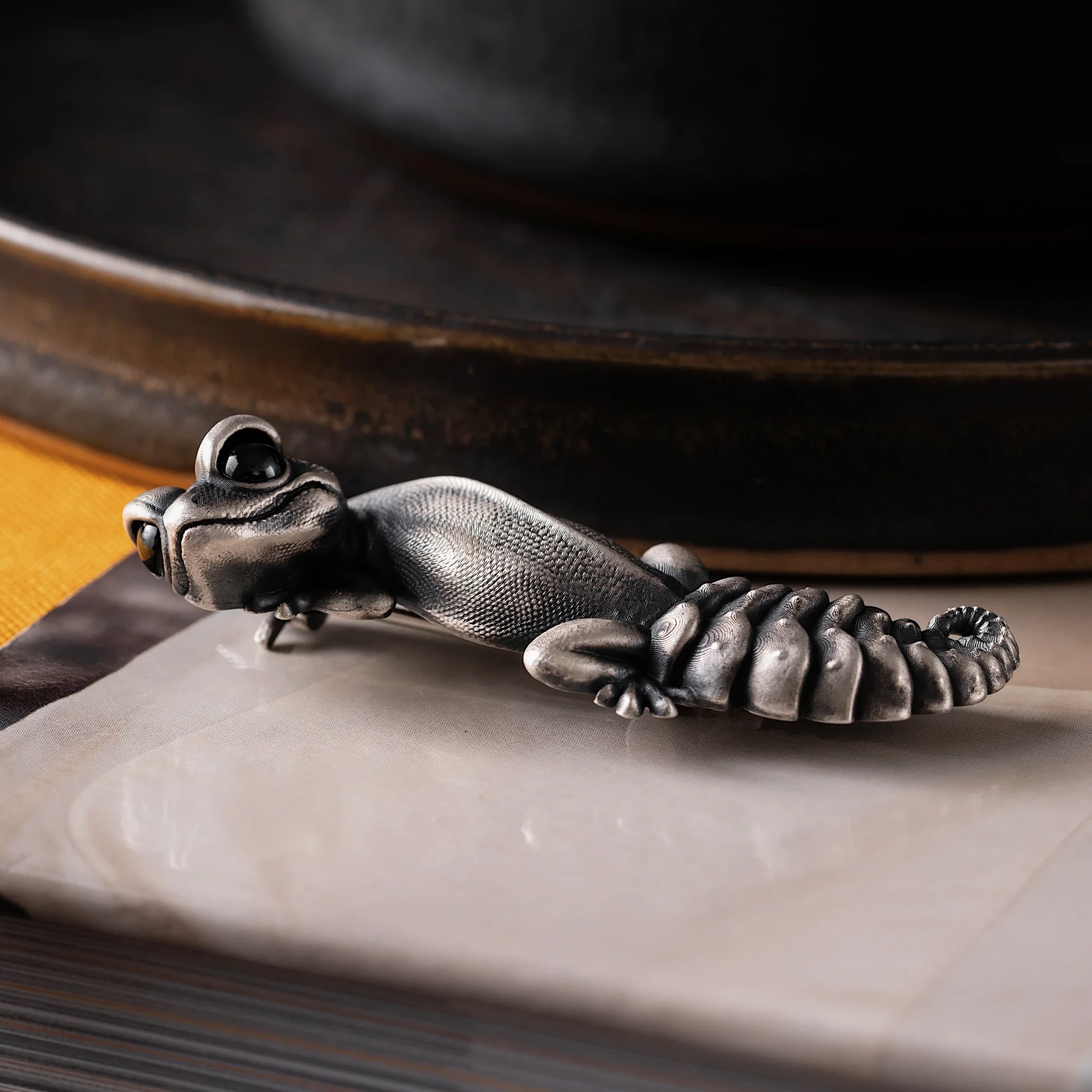 Knob Tail Gecko Brooch - Image 7
