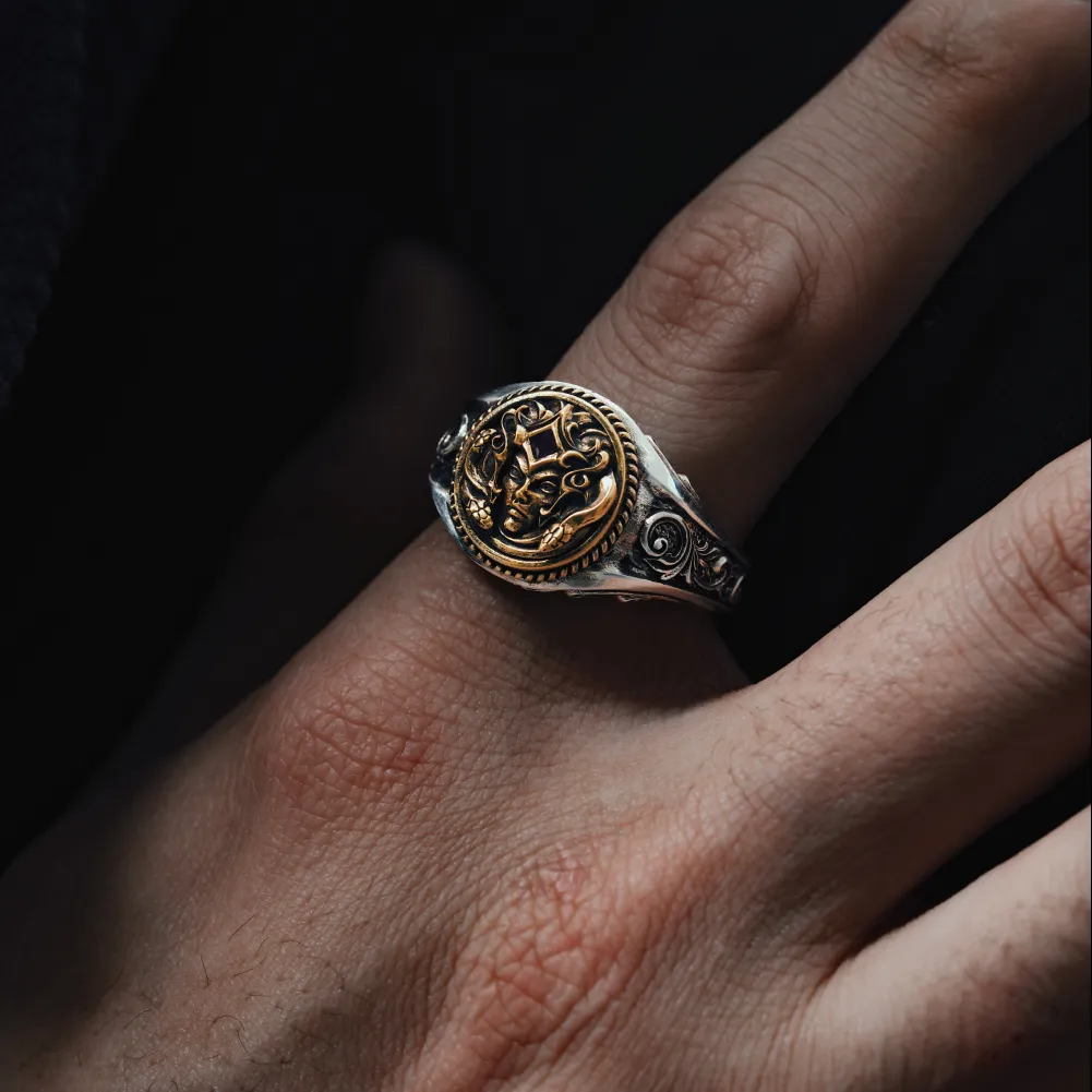 Medusa Signet Ring - Image 3