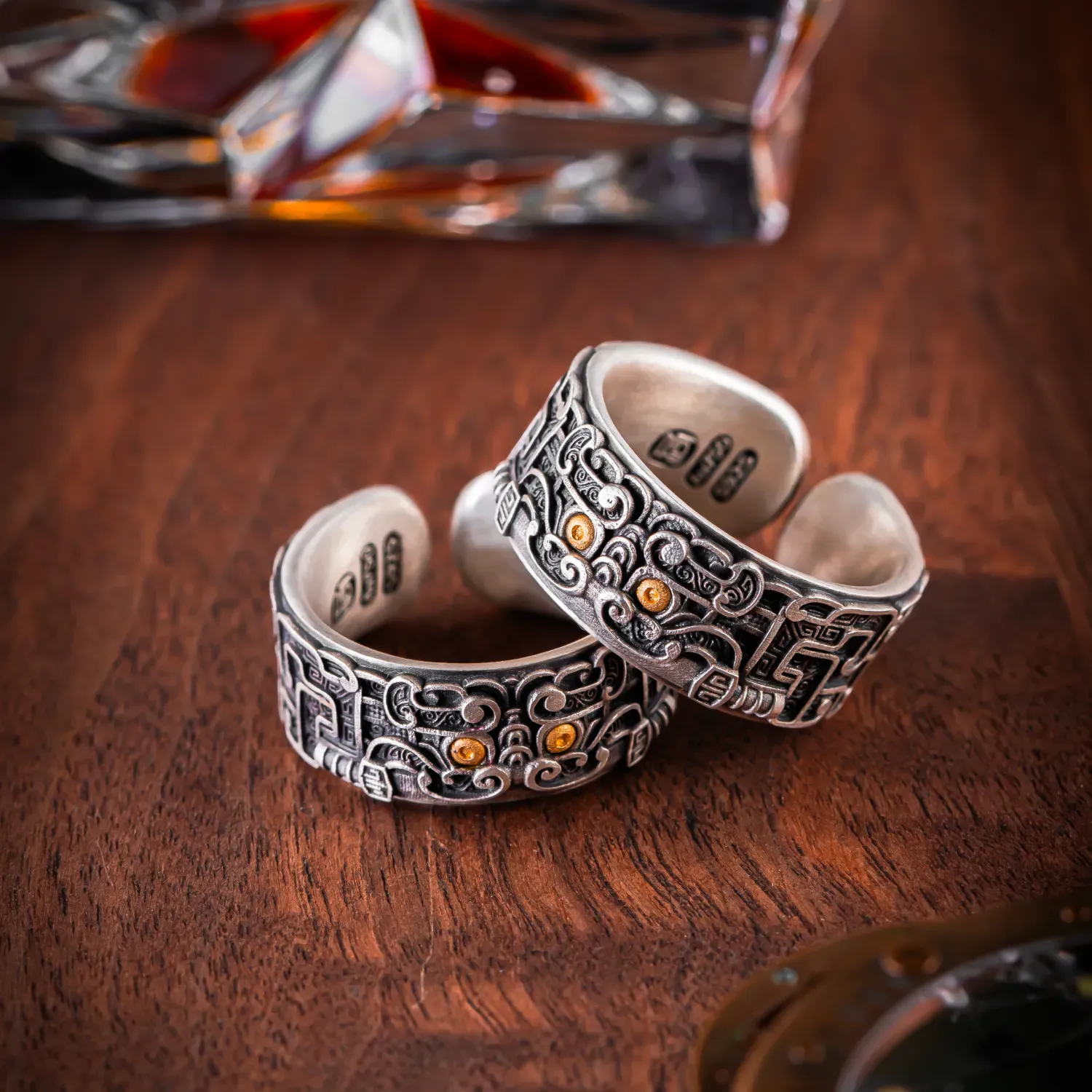 Oriental Patterned Ring - Image 8