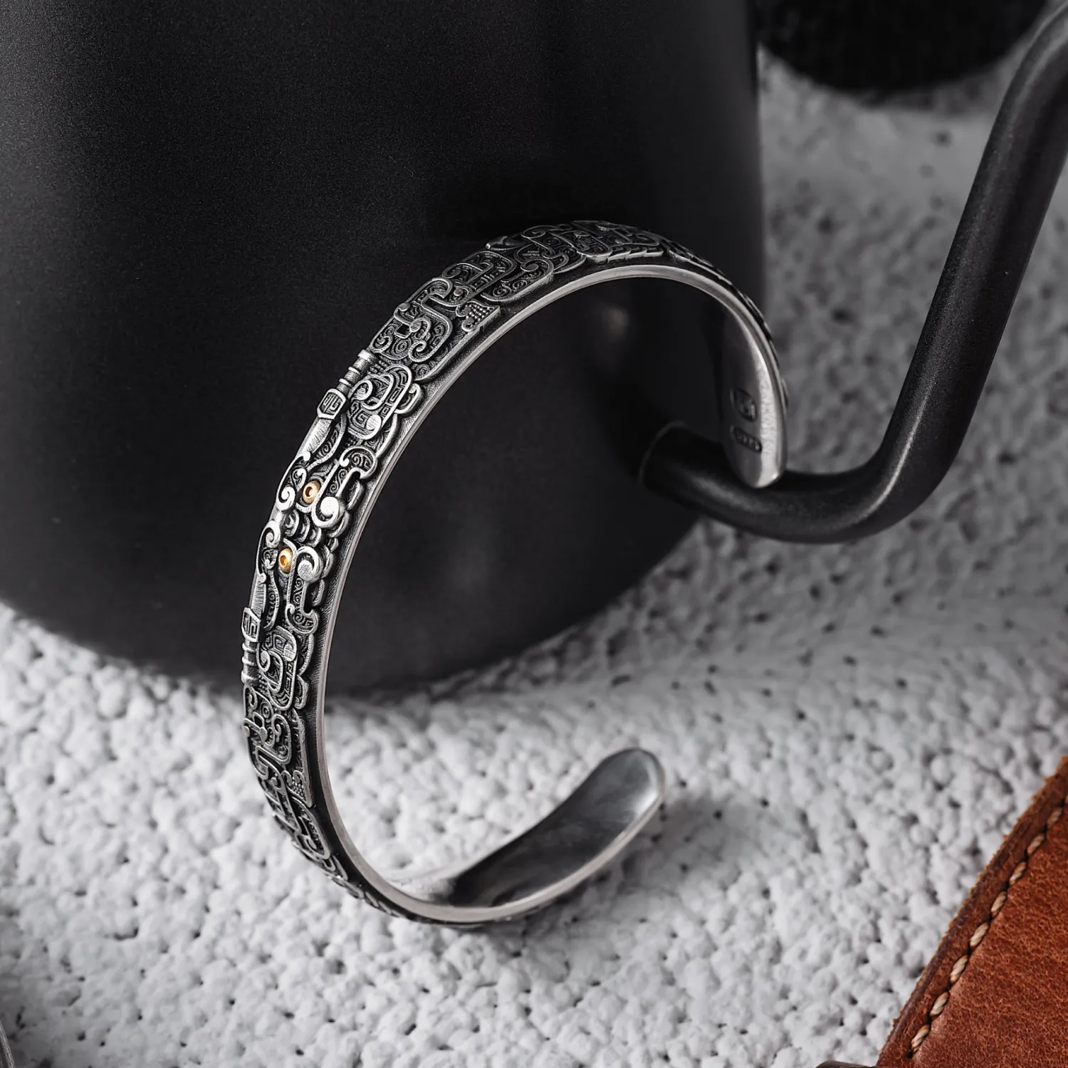 Oriental Patterned Bracelet - Image 4