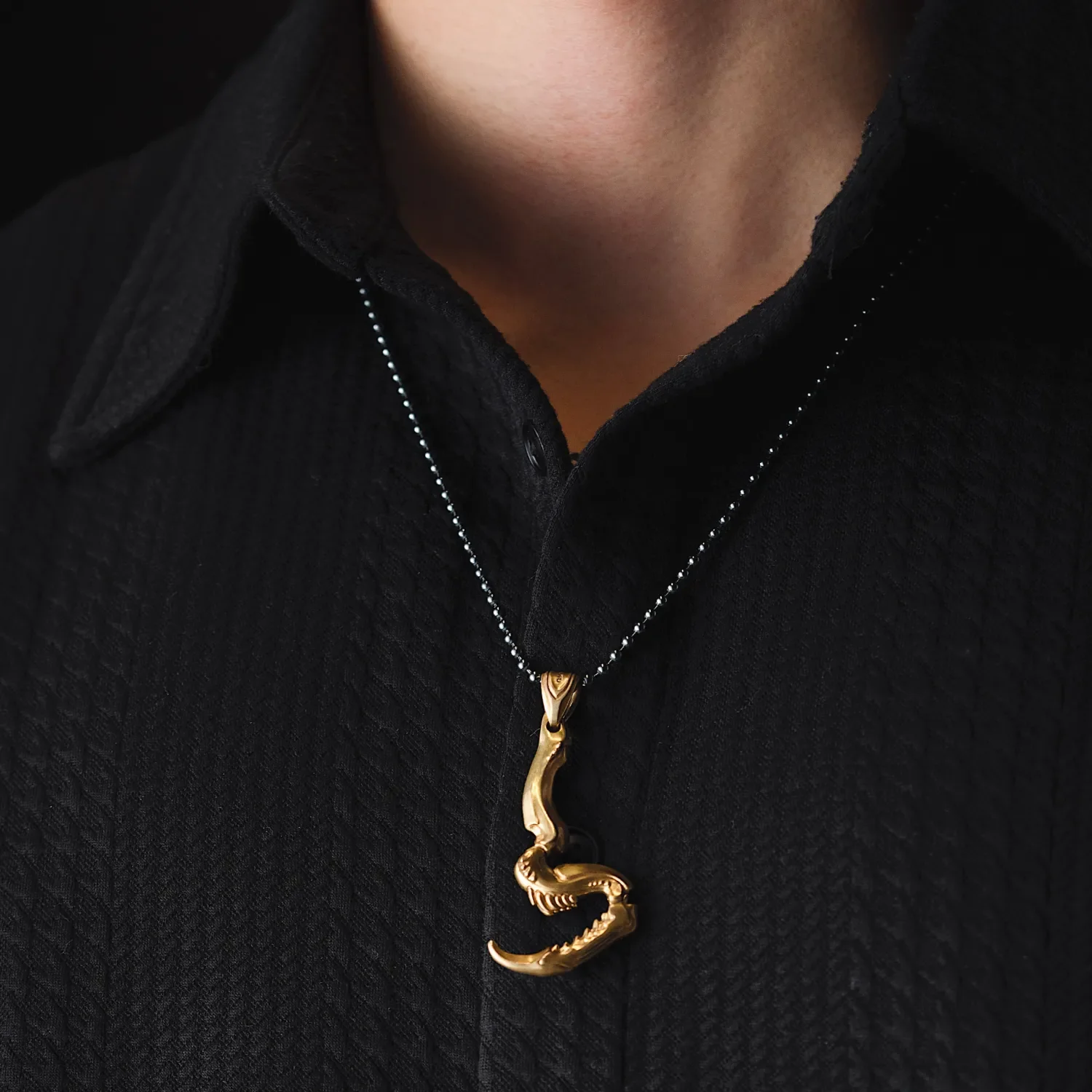 Praying Mantis Claw Pendant - Image 2