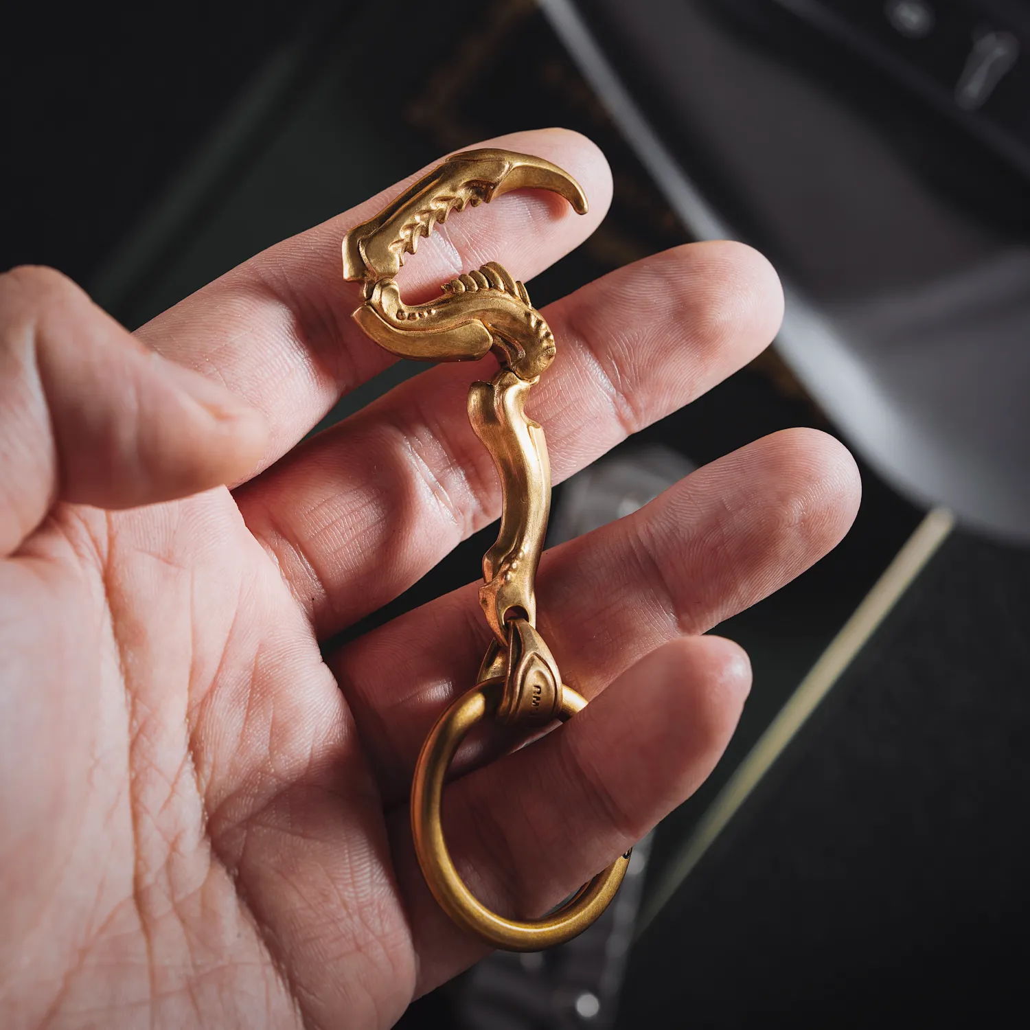 Praying Mantis Claw Pendant - Image 5