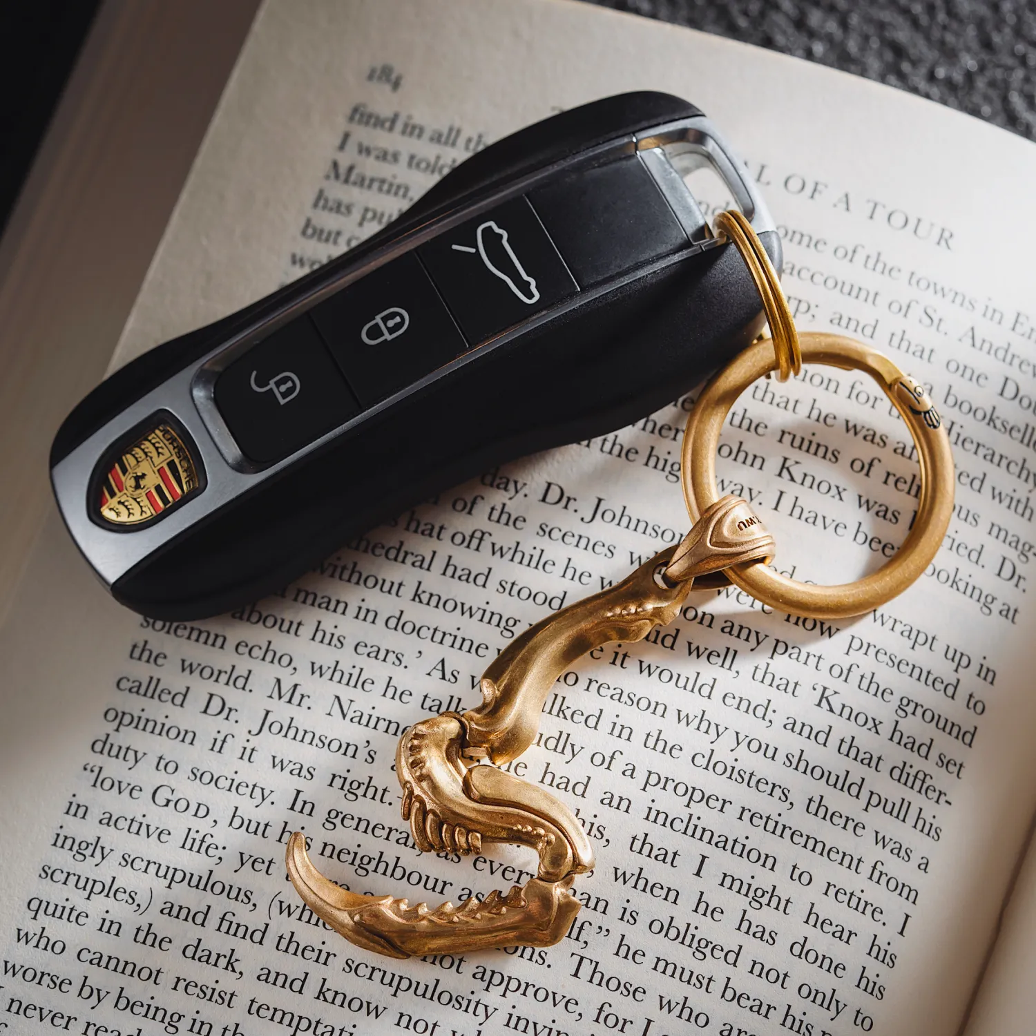 Praying Mantis Claw Pendant - Image 9