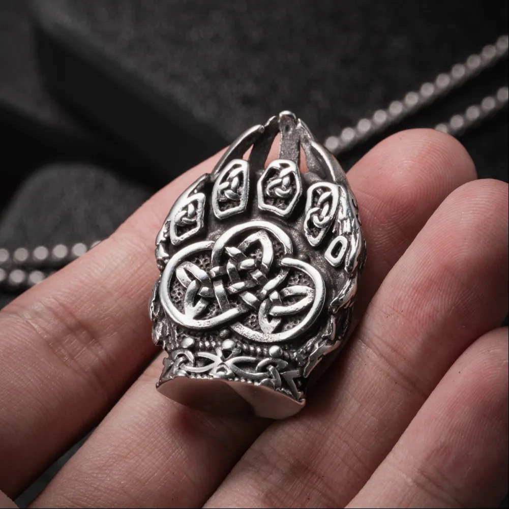 Valknut Bear Claw Pendant - Image 5
