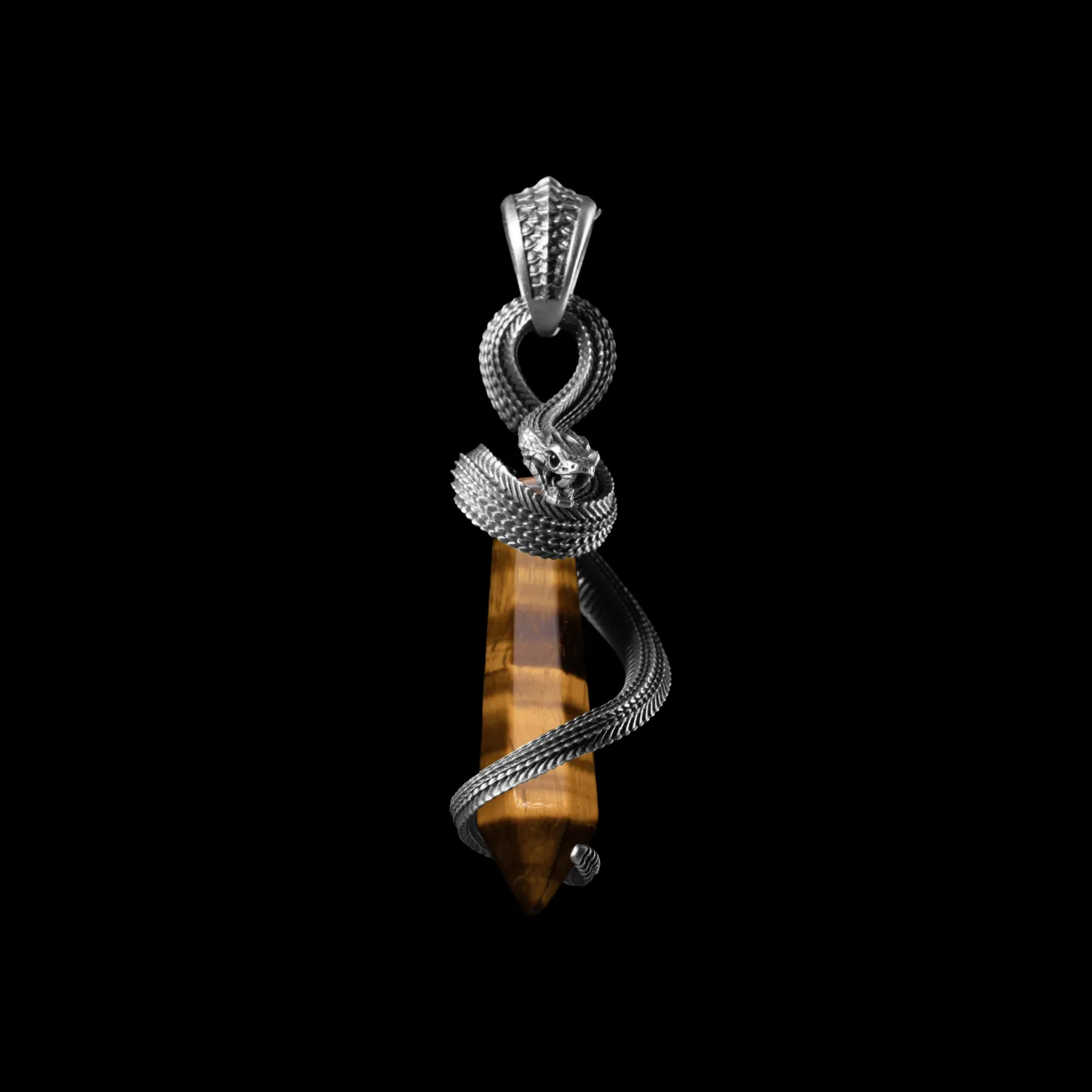 Venom’s Heart Pendant - Image 19